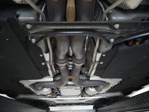 Used 2020 Chevrolet Camaro ZL1 RWD image 95