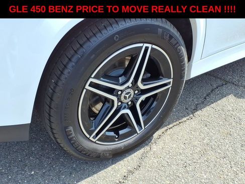 Used 2025 Mercedes-Benz GLE 450 4MATIC Coupe image 8