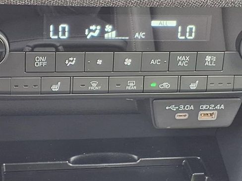New 2026 Subaru Outback Limited AWD/4WD image 13