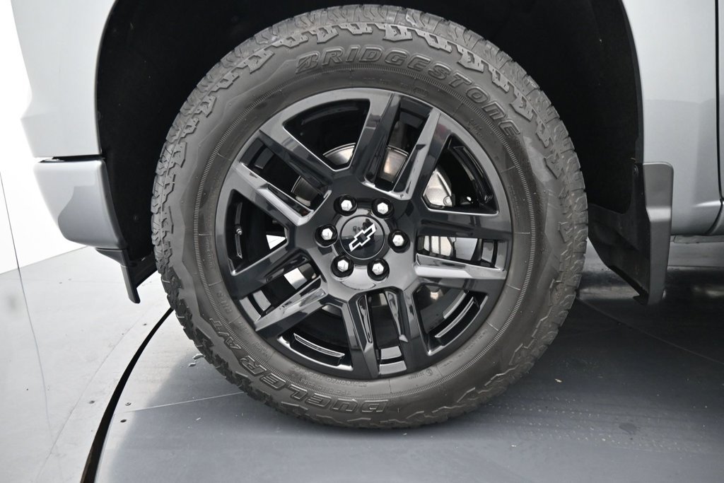 Used 2024 Chevrolet Silverado 1500 Custom AWD/4WD image 14