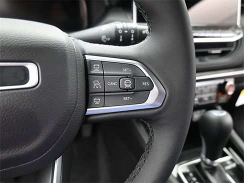 New 2026 Jeep Compass Limited w/ Sun, Sound & Navigation Group image 32