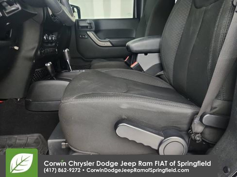 Used 2014 Jeep Wrangler Unlimited Sport w/ Quick Order Package 24S AWD/4WD image 20