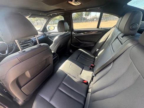 Used 2018 BMW 530e image 13