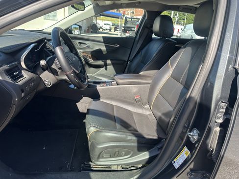 Used 2015 Chevrolet Impala LTZ image 12