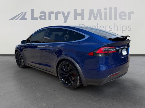 Used 2021 Tesla Model X Performance AWD/4WD image 3