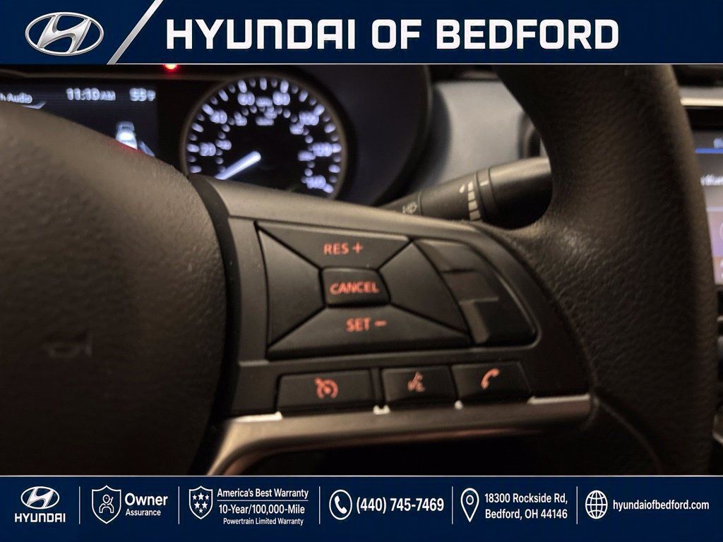 Used 2025 Nissan Versa SV FWD image 22