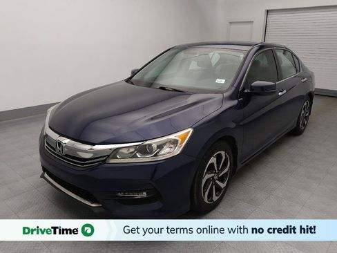 Used 2017 Honda Accord EX image 1