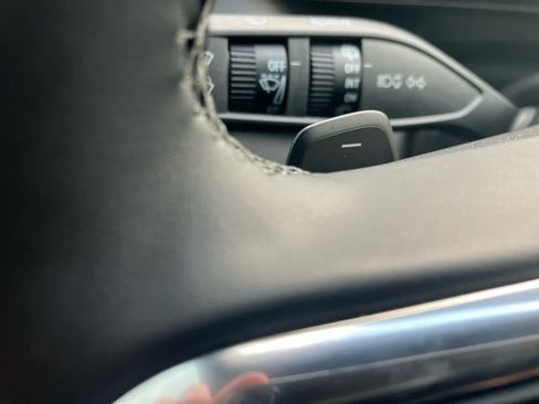 Used 2026 Chevrolet Equinox LT w/ Safety and Technology Package FWD image 18