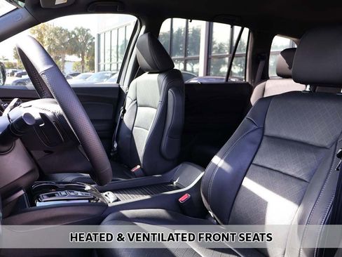 Used 2023 Honda Passport Elite image 6