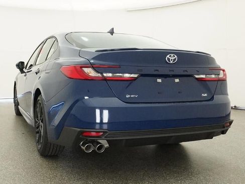 New 2026 Toyota Camry SE FWD image 22