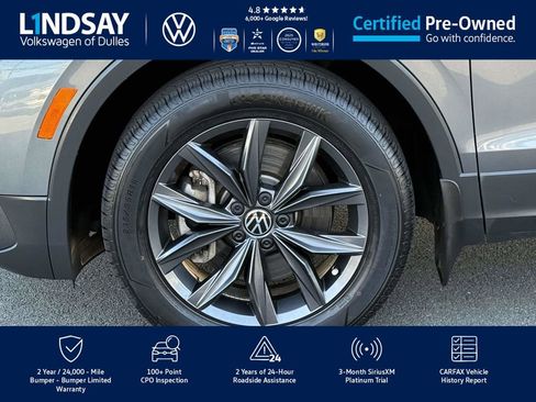 Certified 2022 Volkswagen Tiguan SE w/ Panoramic Sunroof Package image 8
