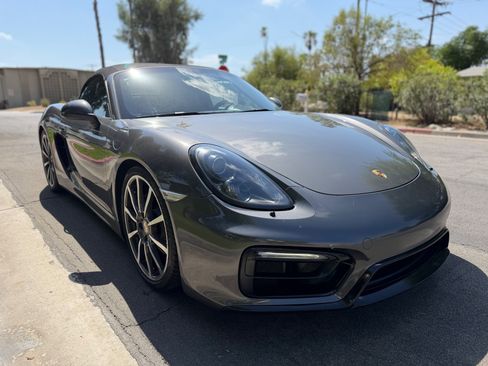 Used 2015 Porsche Boxster S RWD image 8
