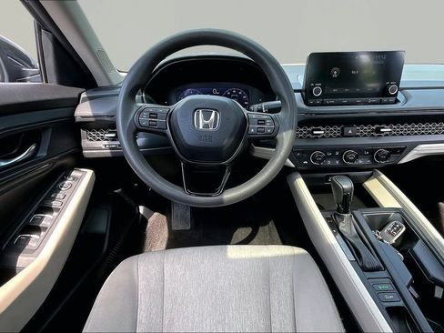 Used 2023 Honda Accord EX image 9