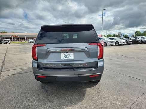 Used 2022 GMC Yukon AT4 w/ AT4 Premium Package AWD/4WD image 6