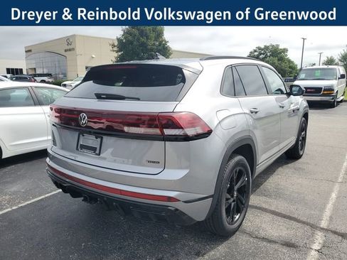 New 2025 Volkswagen Atlas Cross Sport SEL R-Line image 4