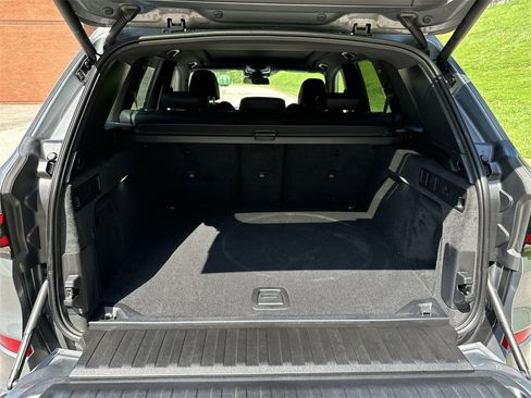 Used 2024 BMW X5 xDrive40i w/ M Sport Package image 42