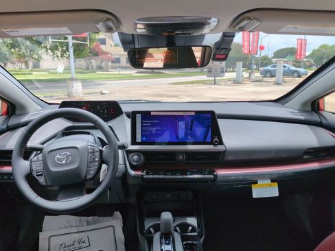 New 2026 Toyota Prius Plug-In Hybrid FWD image 30