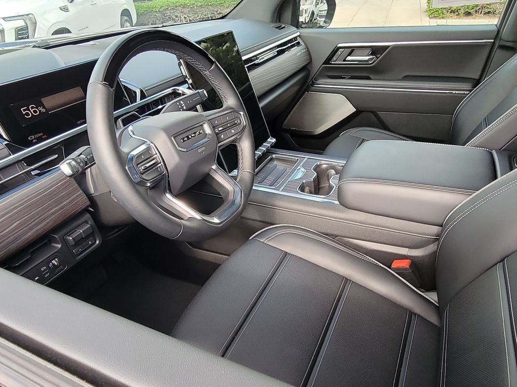 Used 2025 GMC Sierra EV Denali AWD/4WD image 10