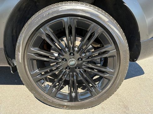 Used 2022 Land Rover Range Rover Long Wheelbase First Edition AWD/4WD image 4