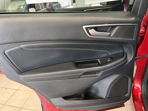 Used 2015 Ford Edge Titanium w/ Equipment Group 302A AWD/4WD image 14