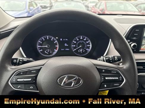 Used 2020 Hyundai Santa Fe SE image 27