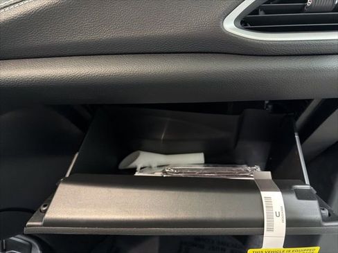 New 2026 Chrysler Pacifica Select image 20