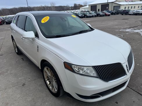 Used 2014 Lincoln MKT AWD w/ Equipment Group 201A image 3