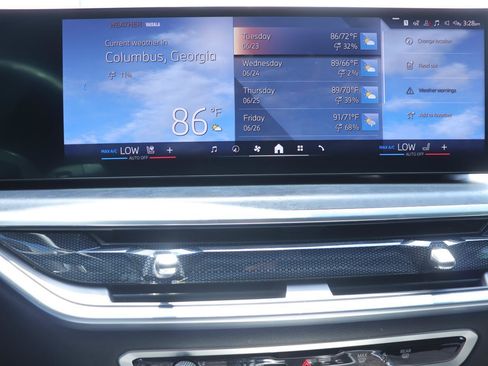Used 2024 BMW X5 sDrive40i w/ M Sport Package RWD image 35