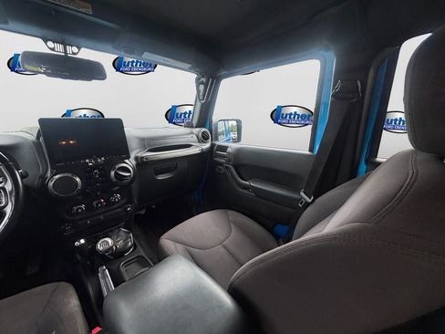 Used 2014 Jeep Wrangler Unlimited Sport w/ Power Convenience Group AWD/4WD image 13