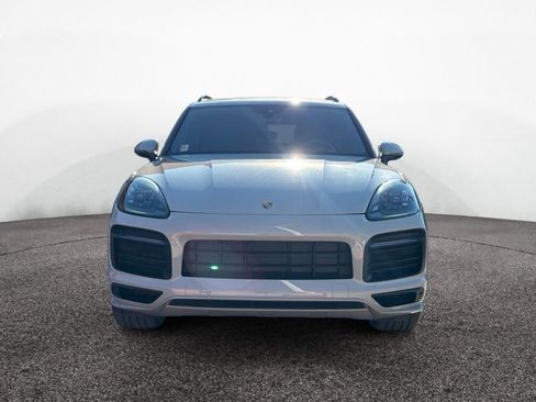 Used 2021 Porsche Cayenne GTS w/ Premium Package image 8