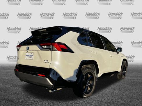 Used 2019 Toyota RAV4 XSE image 9