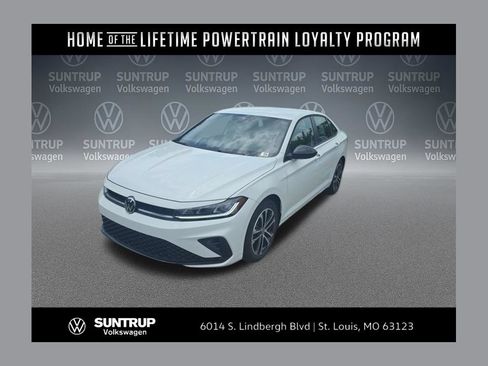 Used 2025 Volkswagen Jetta Sport FWD image 1