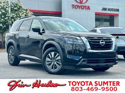 Used 2024 Nissan Pathfinder SV
