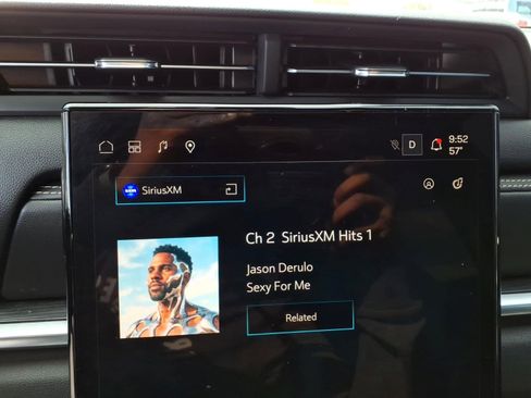 Certified 2025 GMC Terrain Elevation w/ Elevation Premium Package image 14