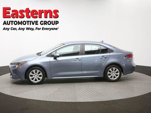 Used 2022 Toyota Corolla LE image 54