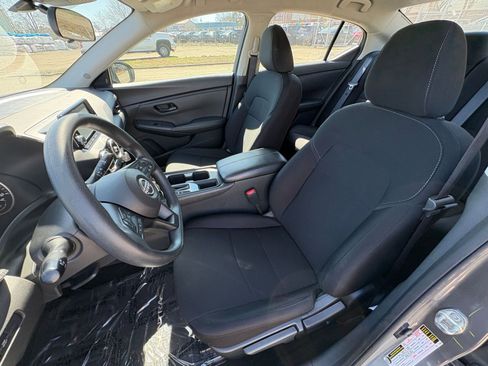 Used 2025 Nissan Sentra S image 34