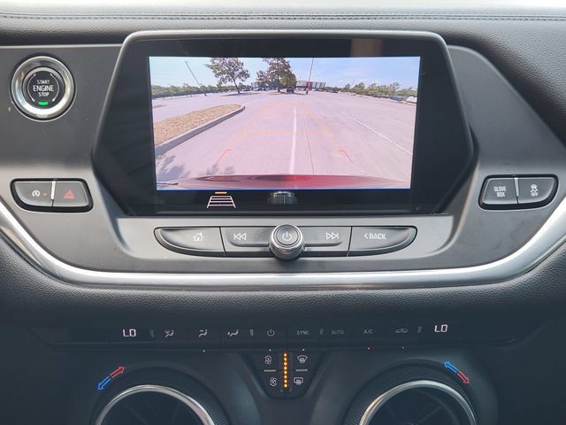 Used 2020 Chevrolet Blazer LT FWD image 18
