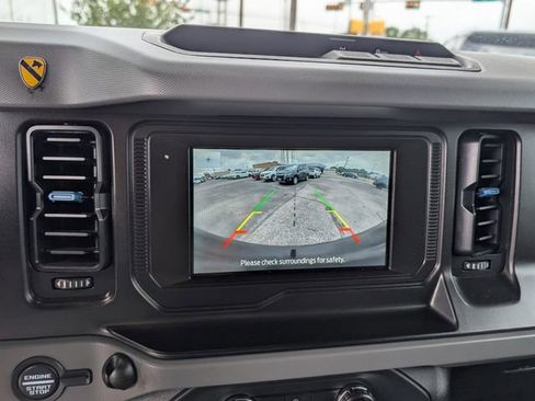 Used 2022 Ford Bronco Black Diamond AWD/4WD image 7