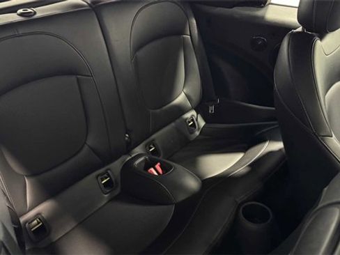 Used 2022 MINI Cooper S image 16