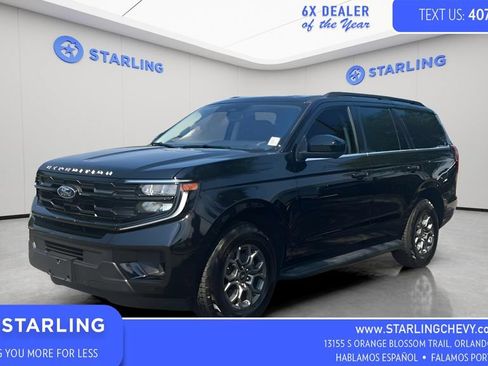 Used 2025 Ford Expedition Active AWD/4WD image 1