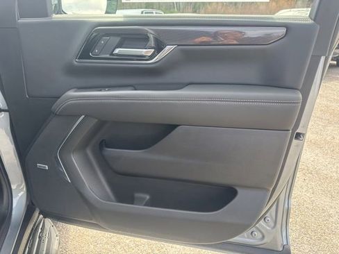 New 2026 GMC Yukon Elevation w/ Elevation Premium Package AWD/4WD image 39