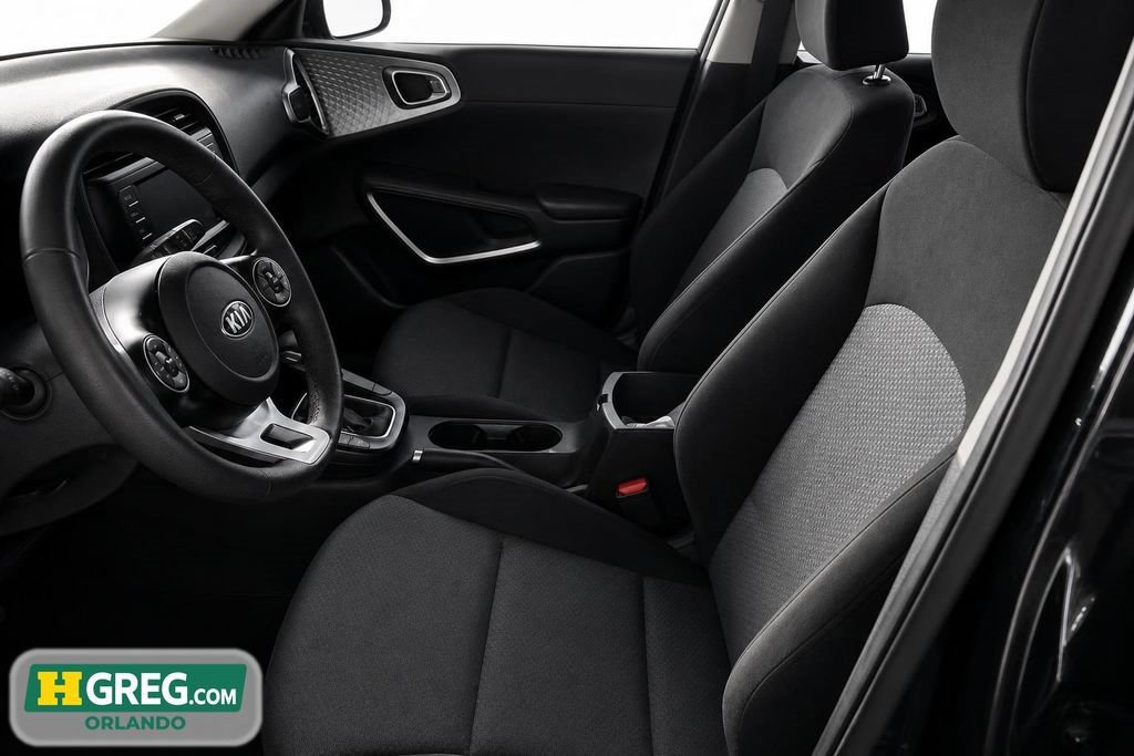 Used 2020 Kia Soul LX FWD image 10