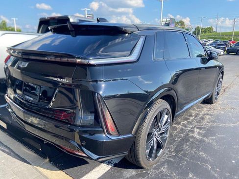 Used 2024 Cadillac Lyriq Sport AWD/4WD image 5