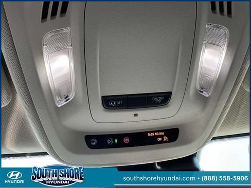 Used 2023 Buick Envision Essence FWD image 37