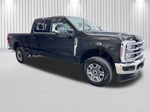 New 2026 Ford F350 Lariat AWD/4WD image 2