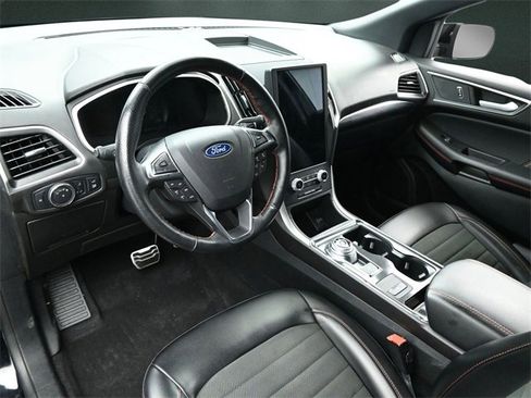 Used 2021 Ford Edge ST-Line image 10