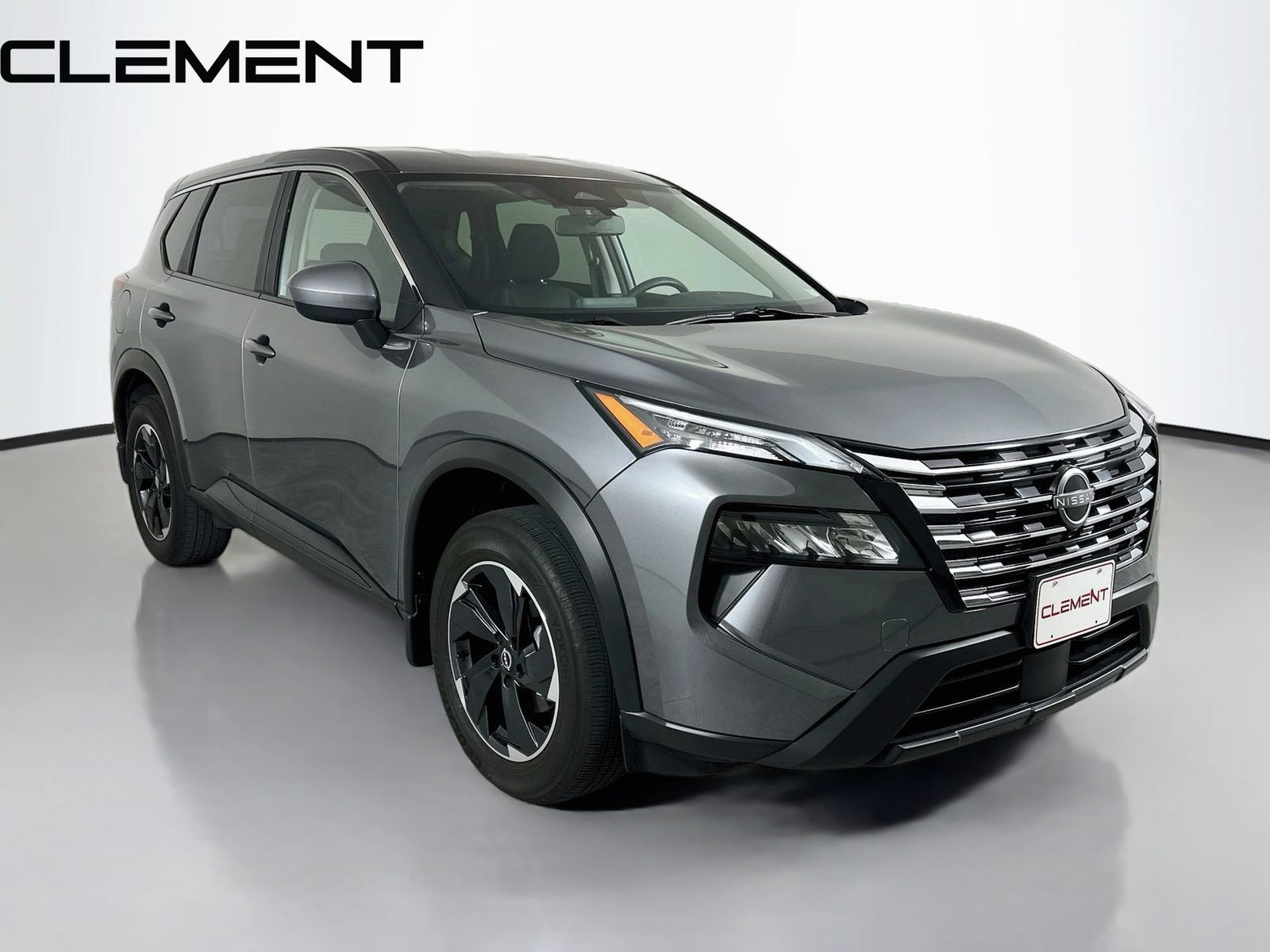 Used 2024 Nissan Rogue SV AWD/4WD image 5
