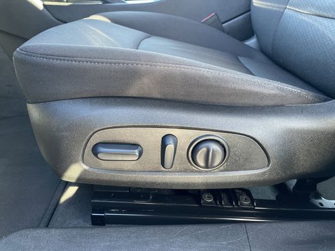 Used 2024 Chevrolet Malibu LT image 29