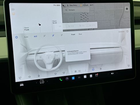 Used 2022 Tesla Model Y Long Range AWD/4WD image 23