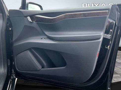 Used 2019 Tesla Model X 100D image 24